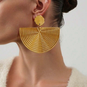 The Calypso Curve Earrings